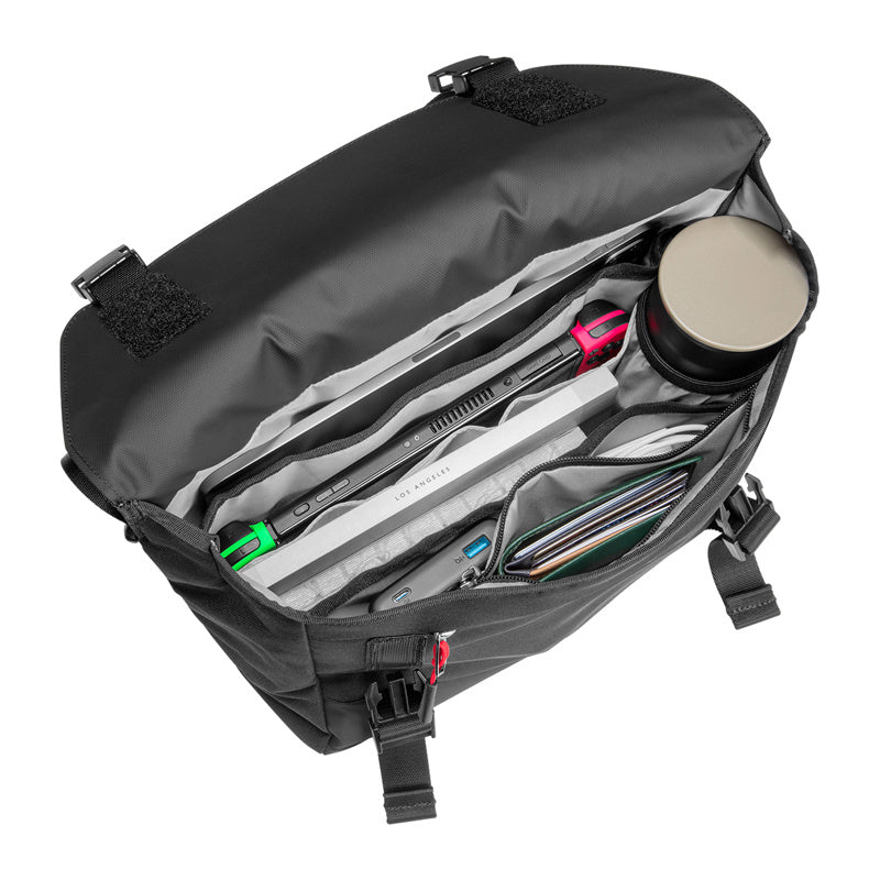 Slash-T27 Shoulder Bag