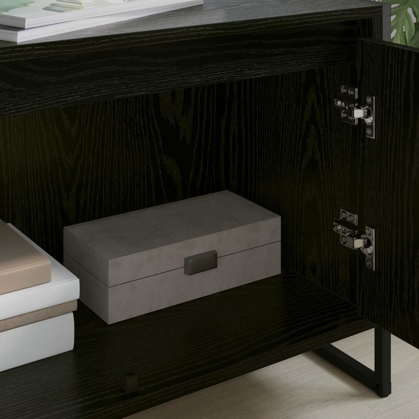 vidaXL Ντουλάπι TV Μαύρη Οξυά 140 x 36 x 49.5 εκ Επεξεργασμένο ξύλο