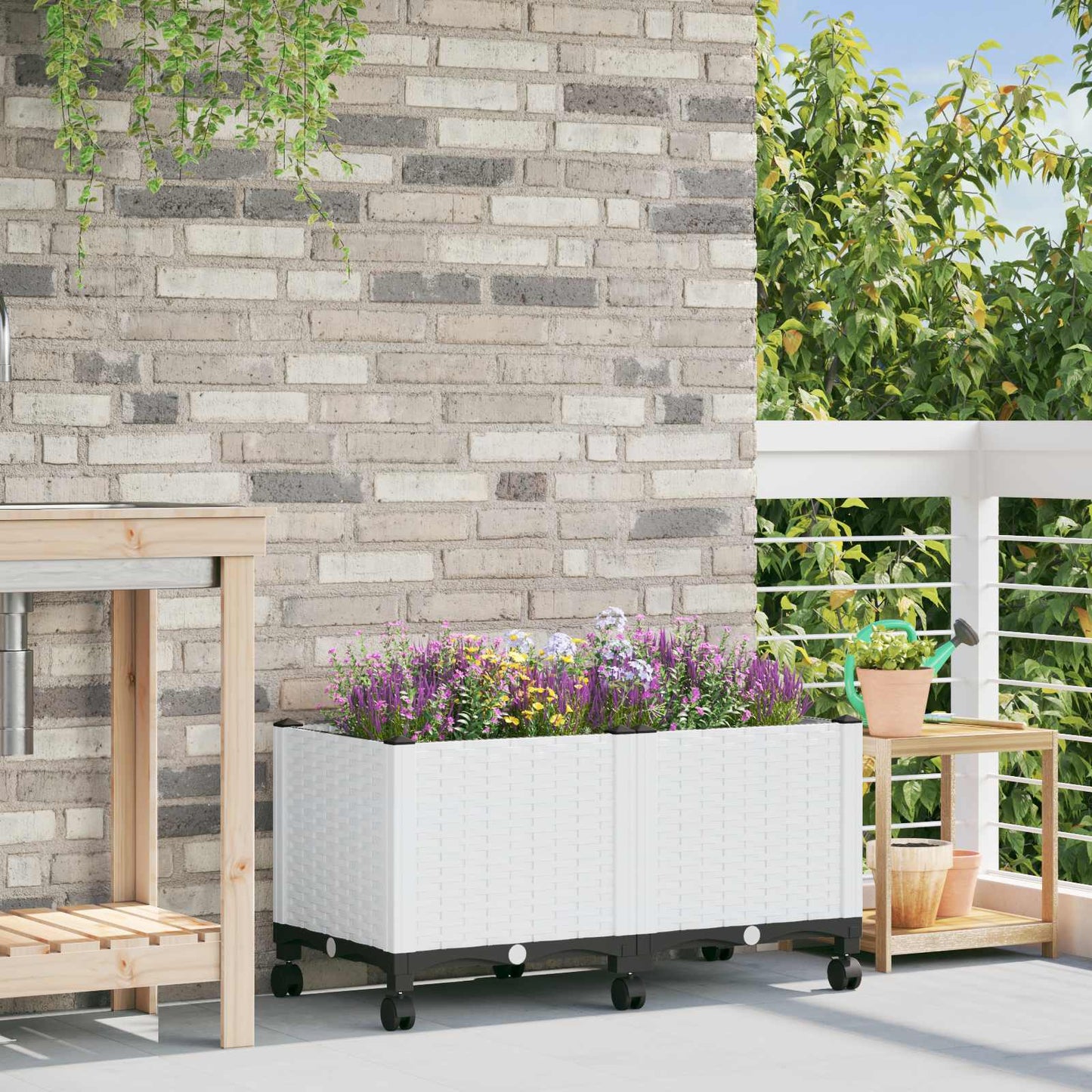 vidaXL Κήπος Γλαστράκι με Ροδάκια Λευκό 80 x 40 x 48 cm PP